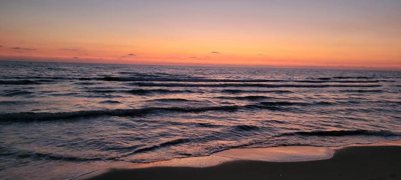 Romantische Villa am Meer mit Kamin Torvaianica Exterior foto